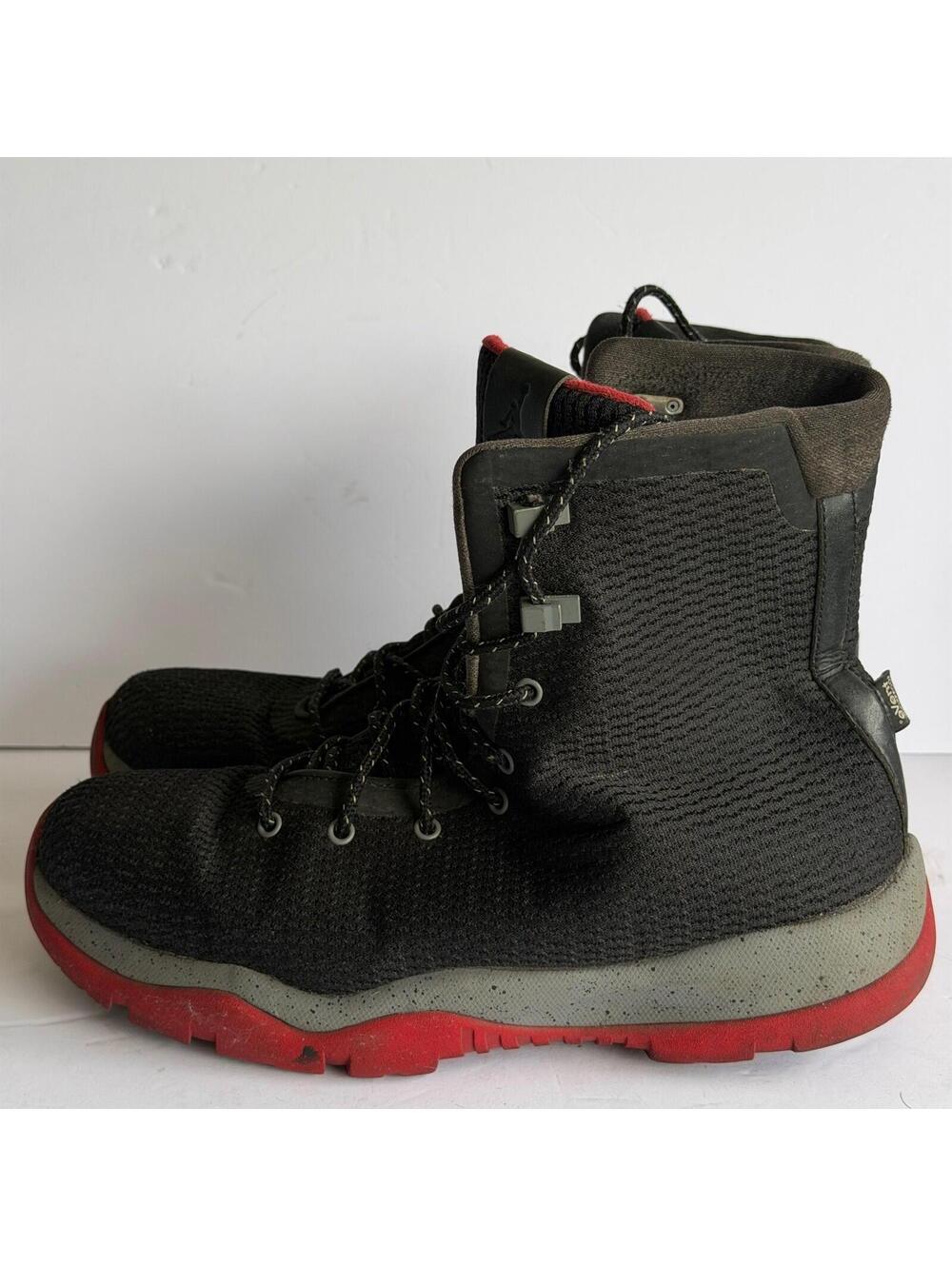 Jordan AJ1 Utility Boot Men's Size 10.5 Waterproof eVent LunarLon Black Red